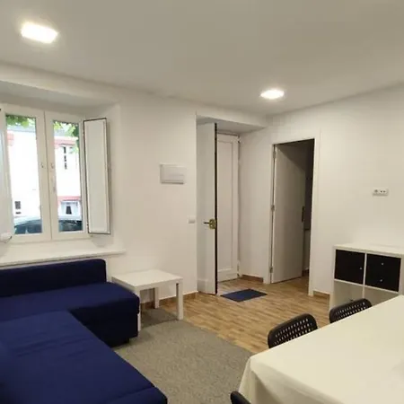 Acogedora Casa Adosada Con Entrada Independiente Apartment A Coruña